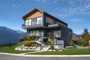 images-University Heights