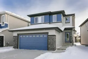 images-College Woods at Lakeview