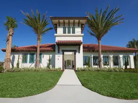 images-Savanna at Lakewood Ranch - Signature Series