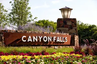 images-Canyon Falls