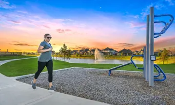 images-Del Bello Lakes