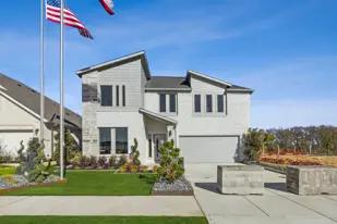 images-Whitewing Trails