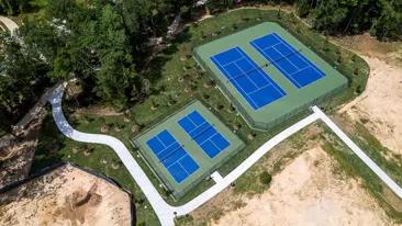 images-The Highlands 65'