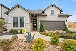 images-Arbor Collection At Park Central